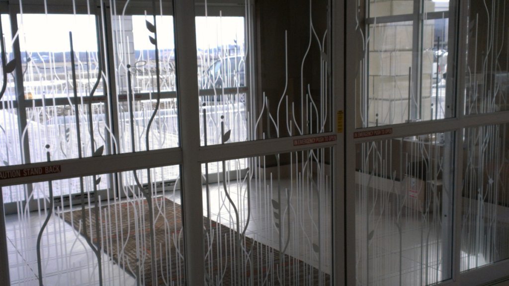 Hilton_VinylCut_page